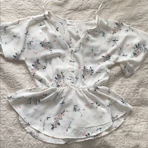 Beautiful floral sheer tunic -White Size S